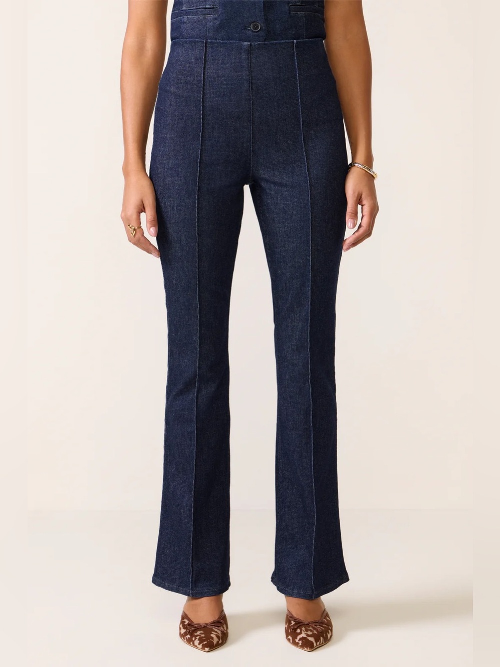 SPANX High-Waisted Dark Wash Flare Jeans Size Small Petite Shaping Denim